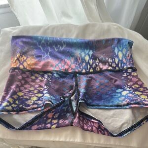 Temki Women's mermaid Shorts